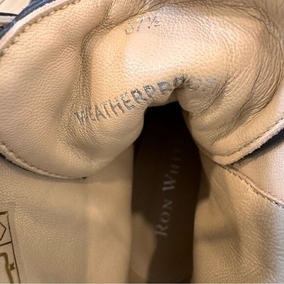 Ron White
Tiffany Boots 37 1/2 - Picture 4 of 13